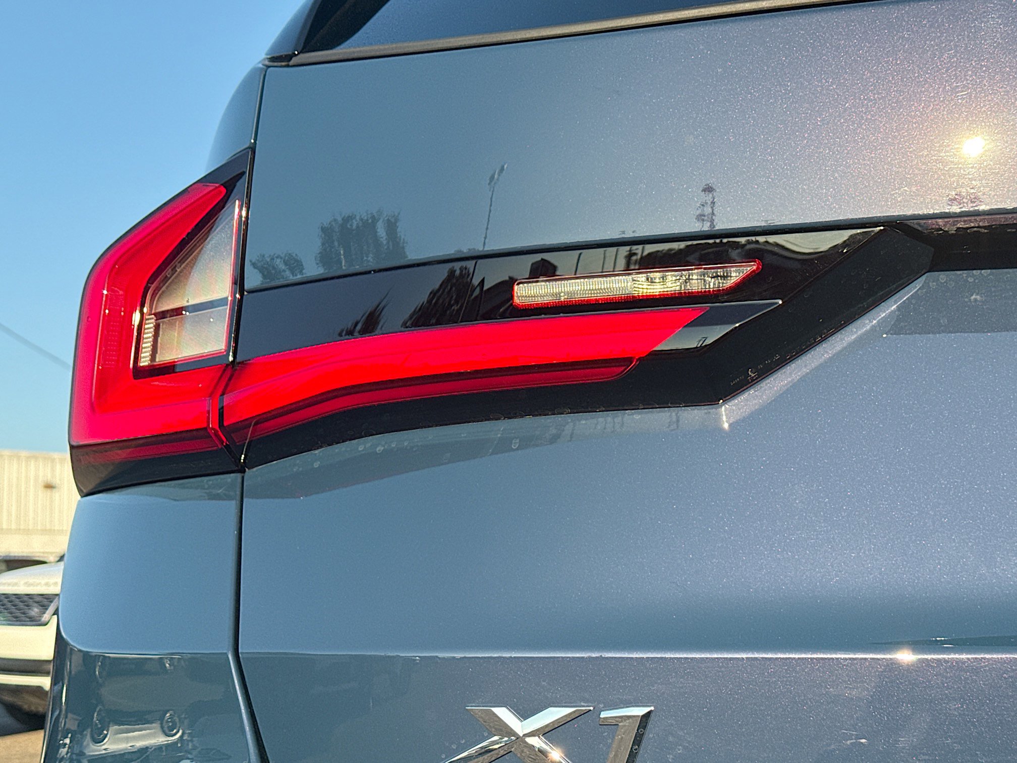 New 2026 BMW X1 xDrive28i w/ Technology Package image 10