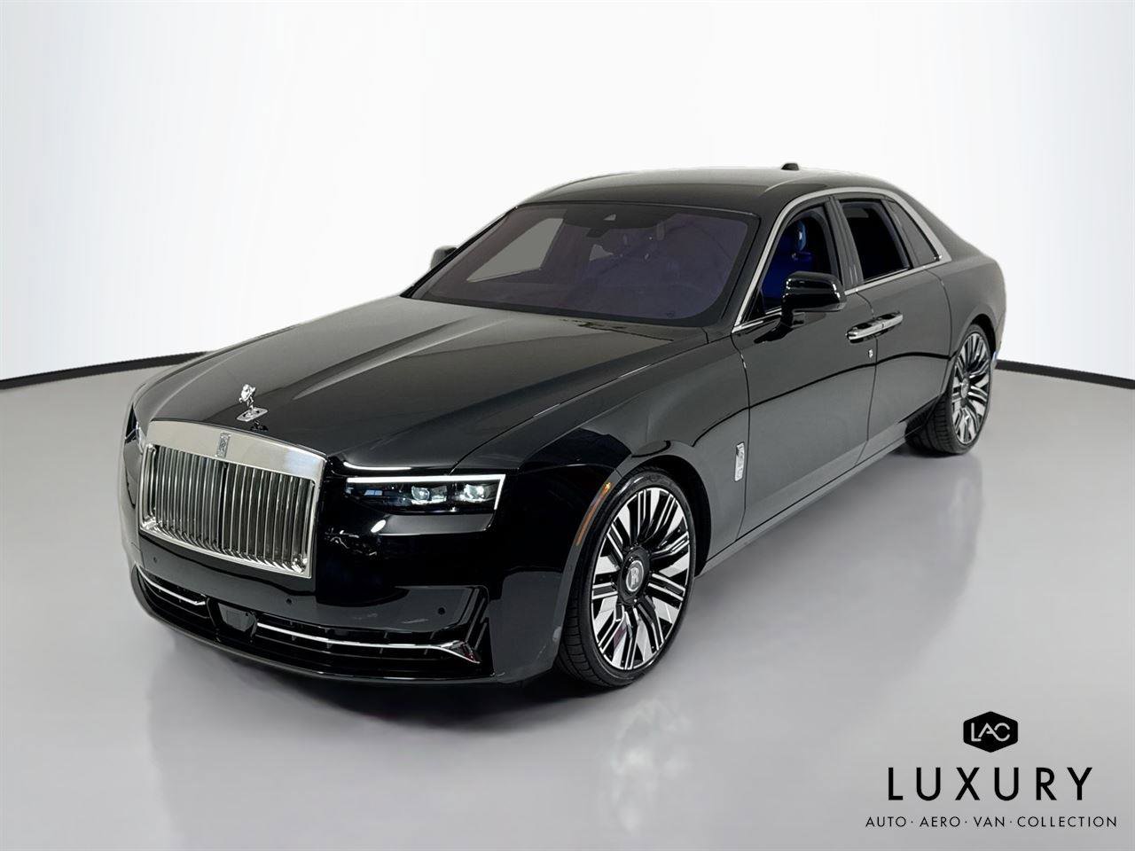 Used 2025 Rolls-Royce Ghost image 4