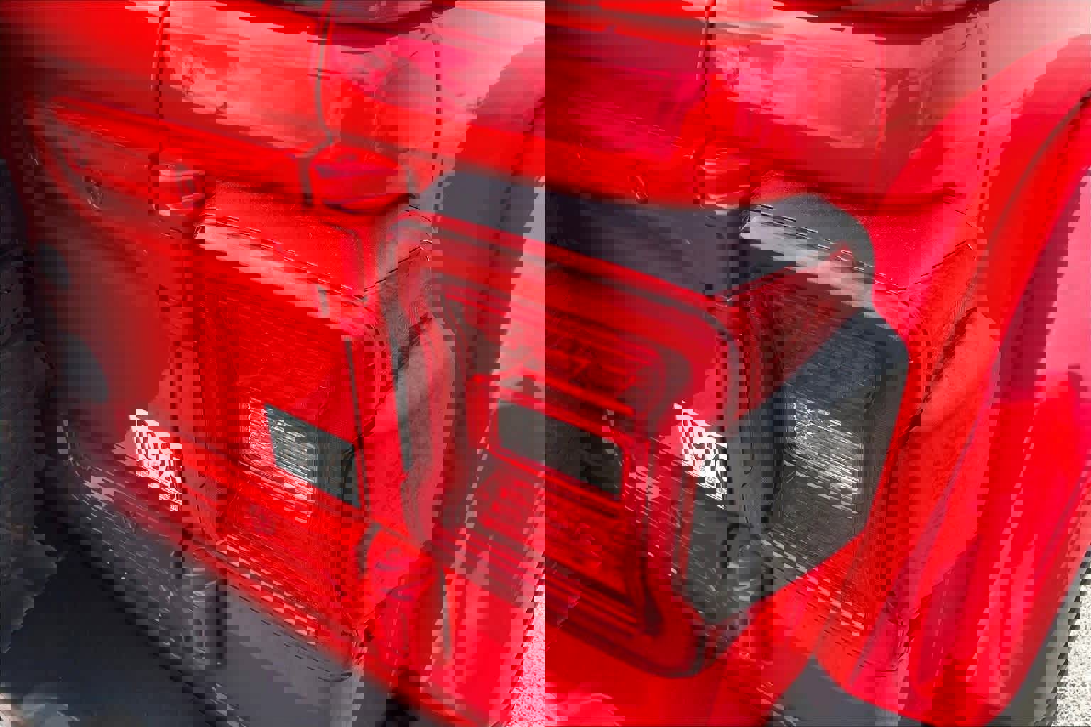 Used 2021 Jeep Wrangler Unlimited Rubicon 4xe image 32