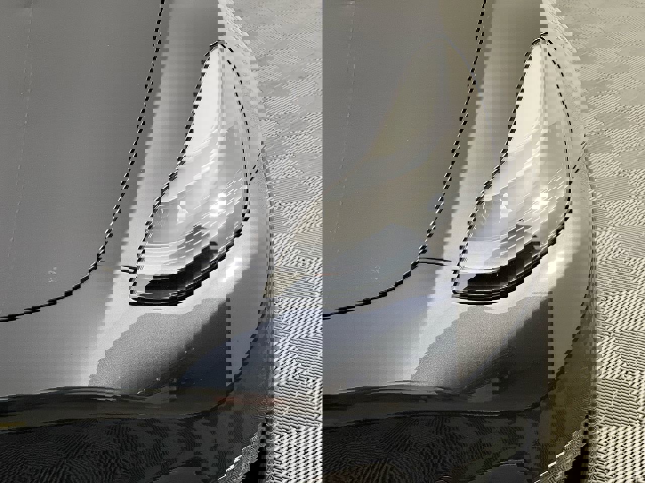 Used 2025 Tesla Model Y Long Range image 9