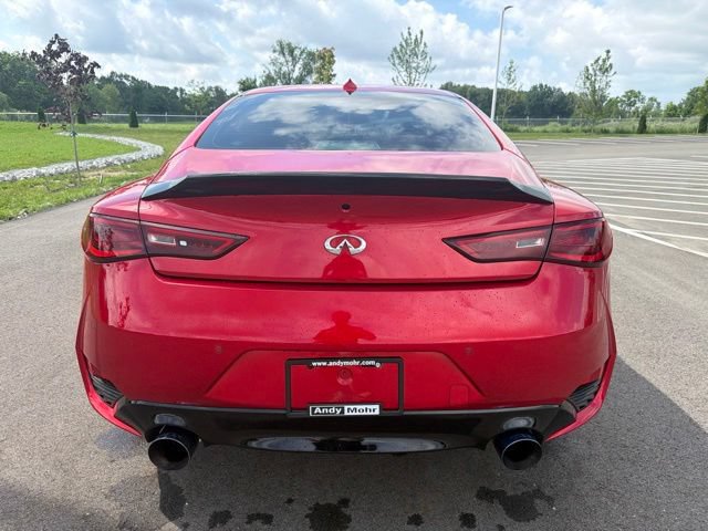 Used 2018 INFINITI Q60 Red Sport 400 w/ Pro Active Package AWD/4WD image 8