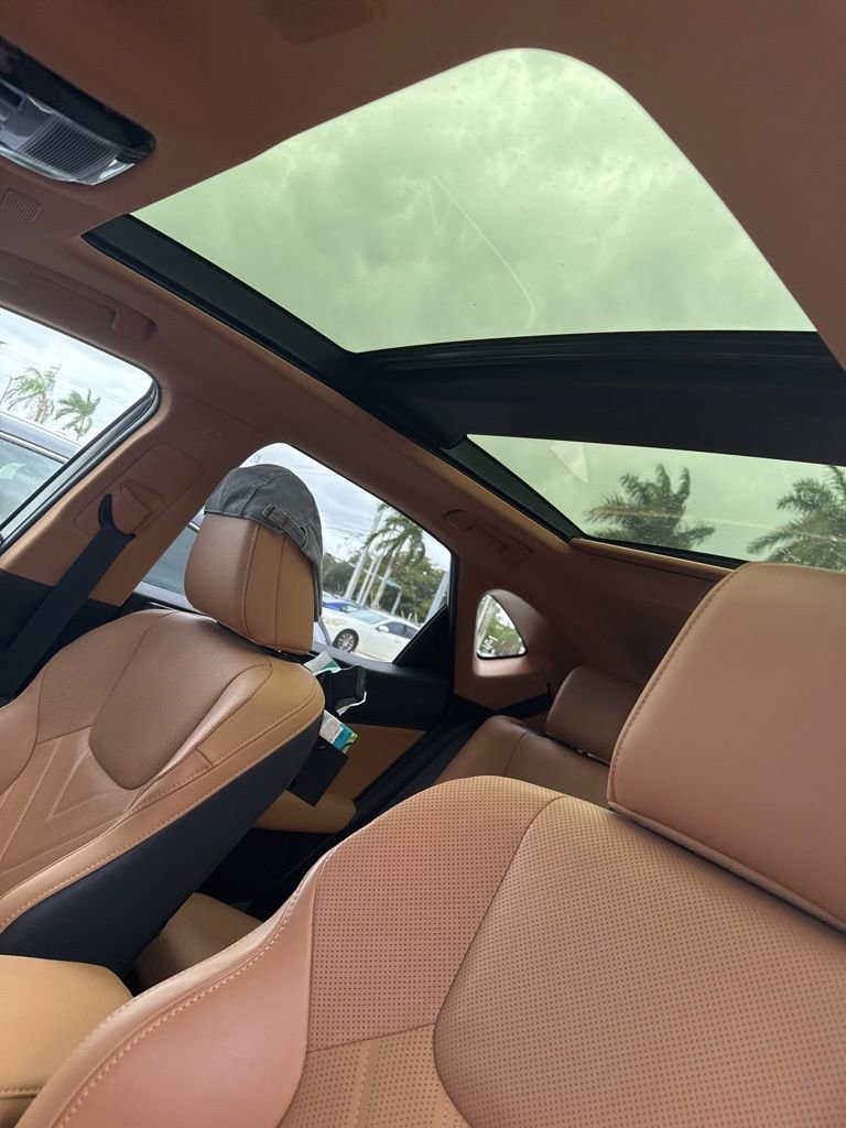 Used 2025 Lexus NX 350h AWD w/ Cold Area Package image 4