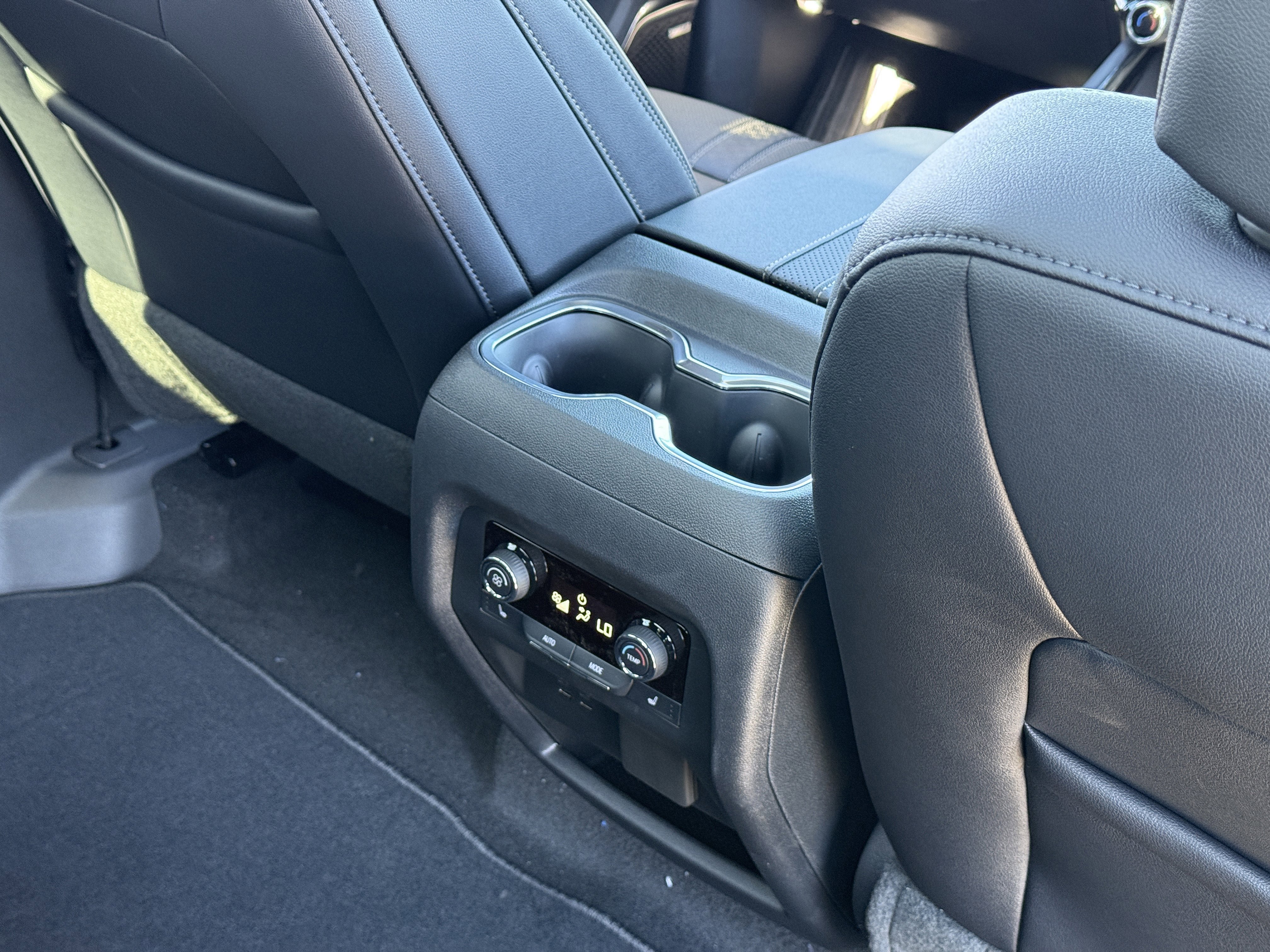 New 2026 Chevrolet Traverse High Country AWD/4WD image 27