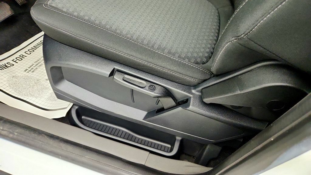 Used 2023 Ford Transit Connect XLT FWD image 11