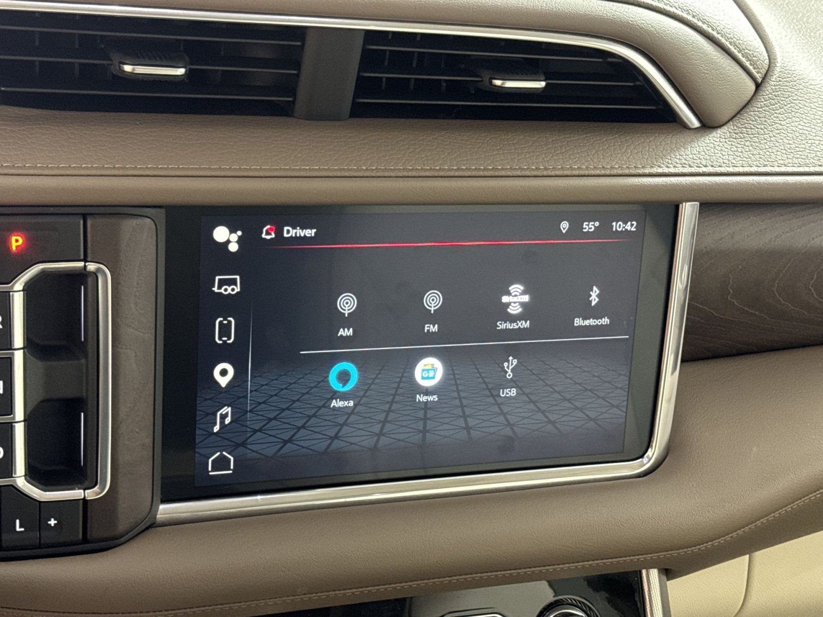 Used 2023 GMC Yukon Denali AWD/4WD image 18