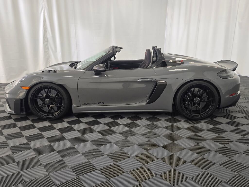 New 2025 Porsche 718 Boxster Spyder RS image 2