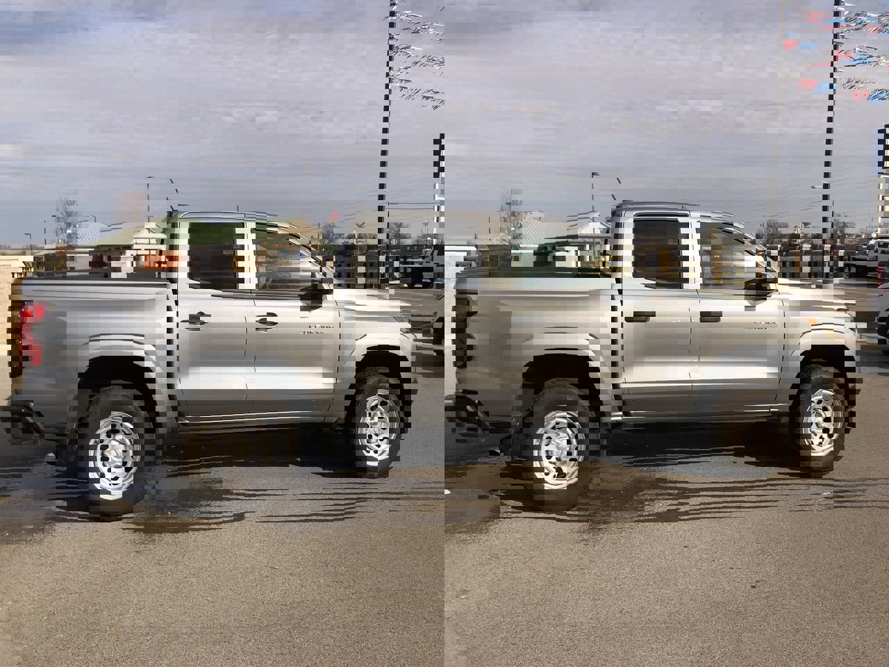 Used 2024 Chevrolet Colorado W/T w/ Advanced Trailering Package image 6