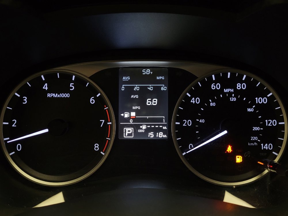 Used 2025 Nissan Versa S w/ Trunk Package FWD image 23