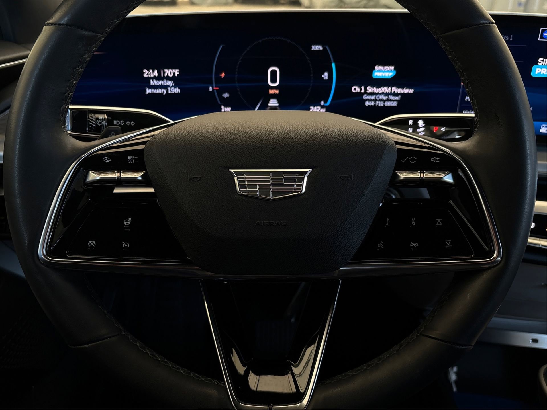 Used 2024 Cadillac Lyriq Luxury image 18