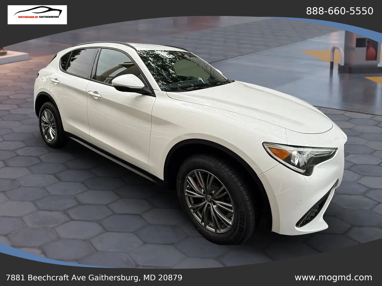 Used 2022 Alfa Romeo Stelvio Sprint RWD image 8