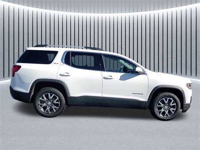 Used 2023 GMC Acadia SLT image 2