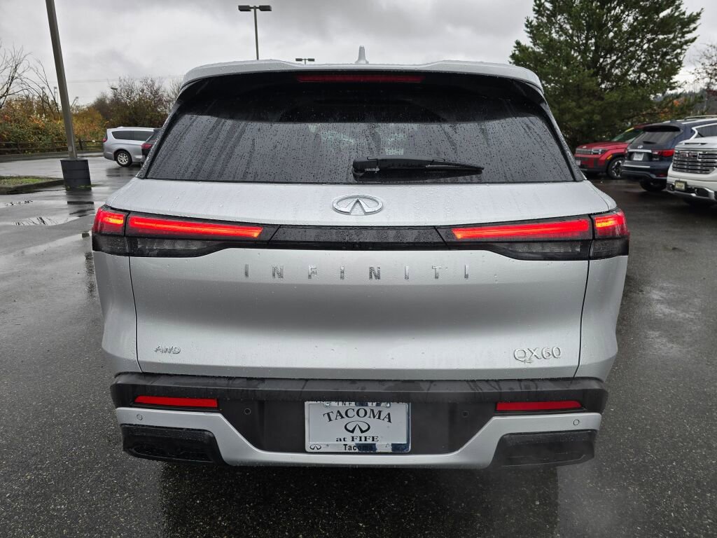 Used 2023 INFINITI QX60 Luxe image 6