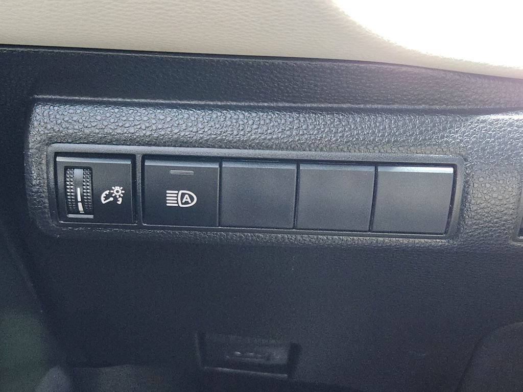 Used 2020 Toyota Corolla LE w/ LE Premium Package FWD image 13