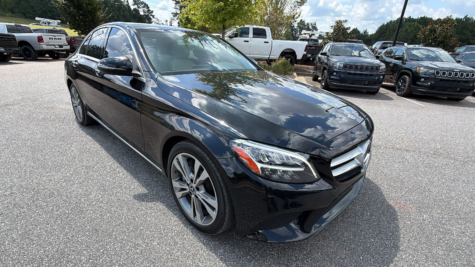 Used 2019 Mercedes-Benz C 300 Sedan image 5