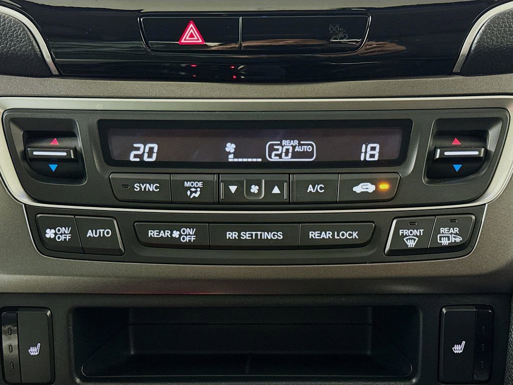 Used 2022 Honda Pilot Black Edition image 17