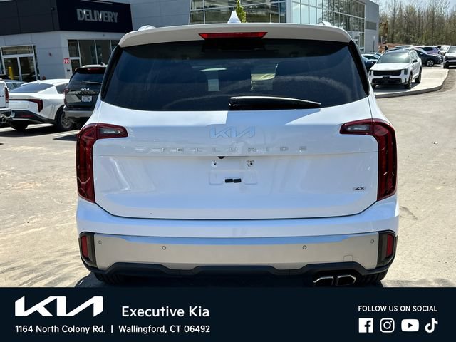 Certified 2023 Kia Telluride S w/ S Sunroof Package AWD/4WD image 3