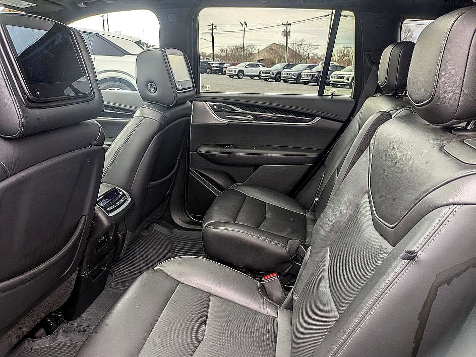 Used 2020 Cadillac XT6 Premium Luxury image 23