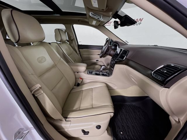 Used 2021 Jeep Grand Cherokee Overland AWD/4WD image 41