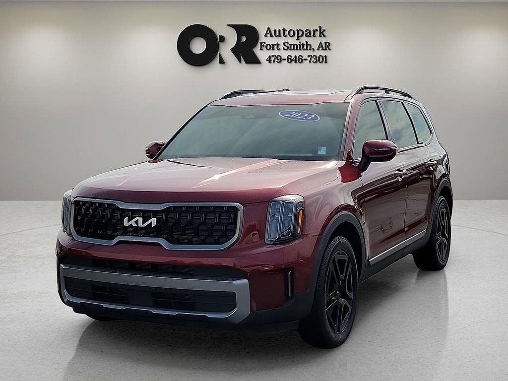 Used 2023 Kia Telluride EX X-Line image 2