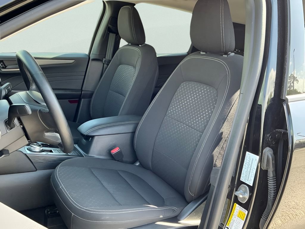 Certified 2024 Ford Escape Active FWD image 23