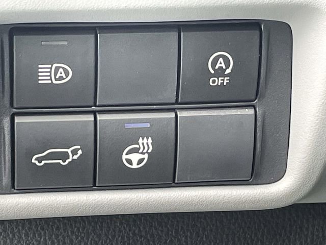 Used 2023 Toyota Highlander Limited FWD image 17