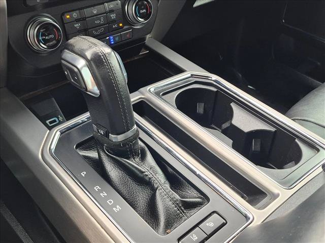 Used 2017 Ford F150 Platinum w/ Equipment Group 701A Luxury AWD/4WD image 8