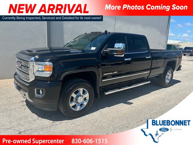 Used 2019 GMC Sierra 3500 Denali w/ Duramax Plus Package AWD/4WD image 1