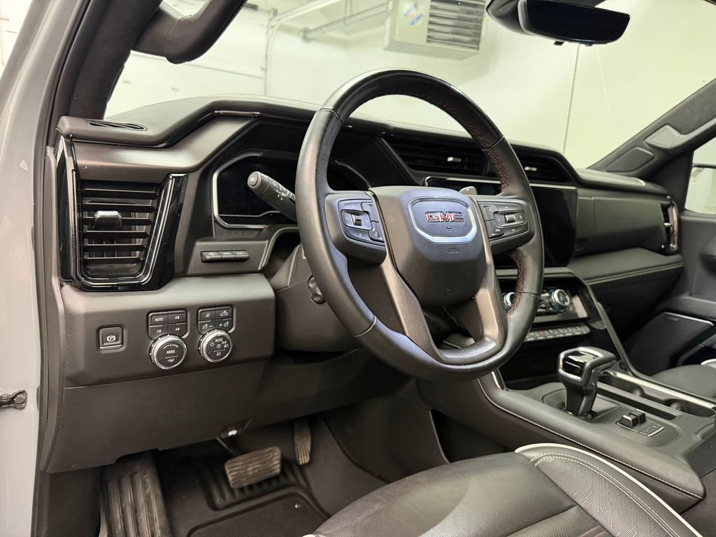 Used 2025 GMC Sierra 1500 AT4X AWD/4WD image 4