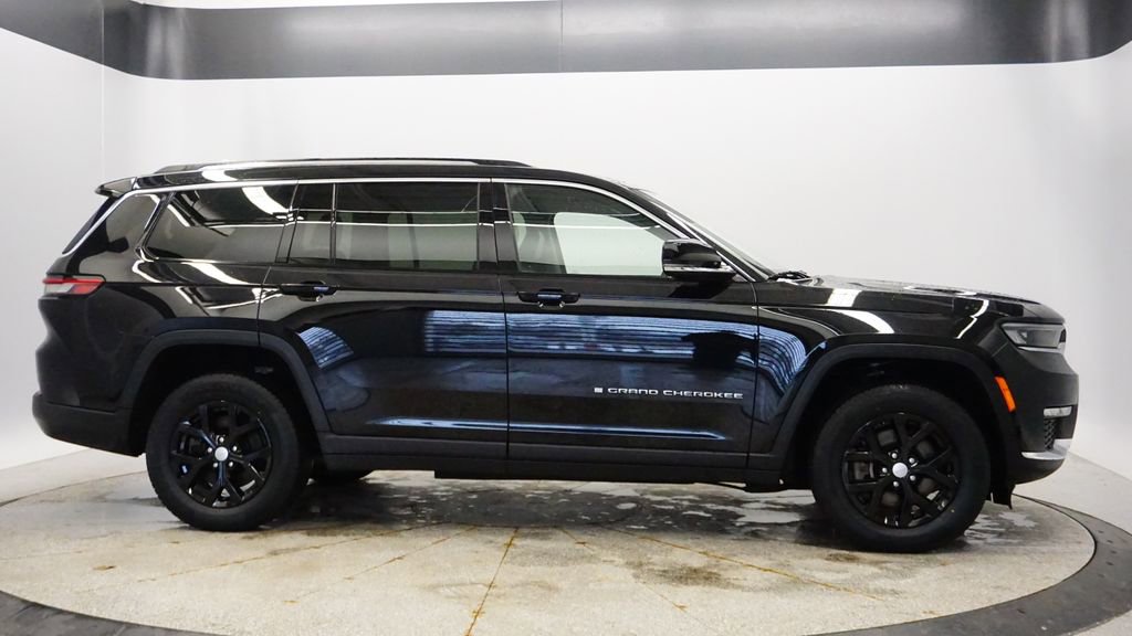 Certified 2023 Jeep Grand Cherokee L Limited image 8