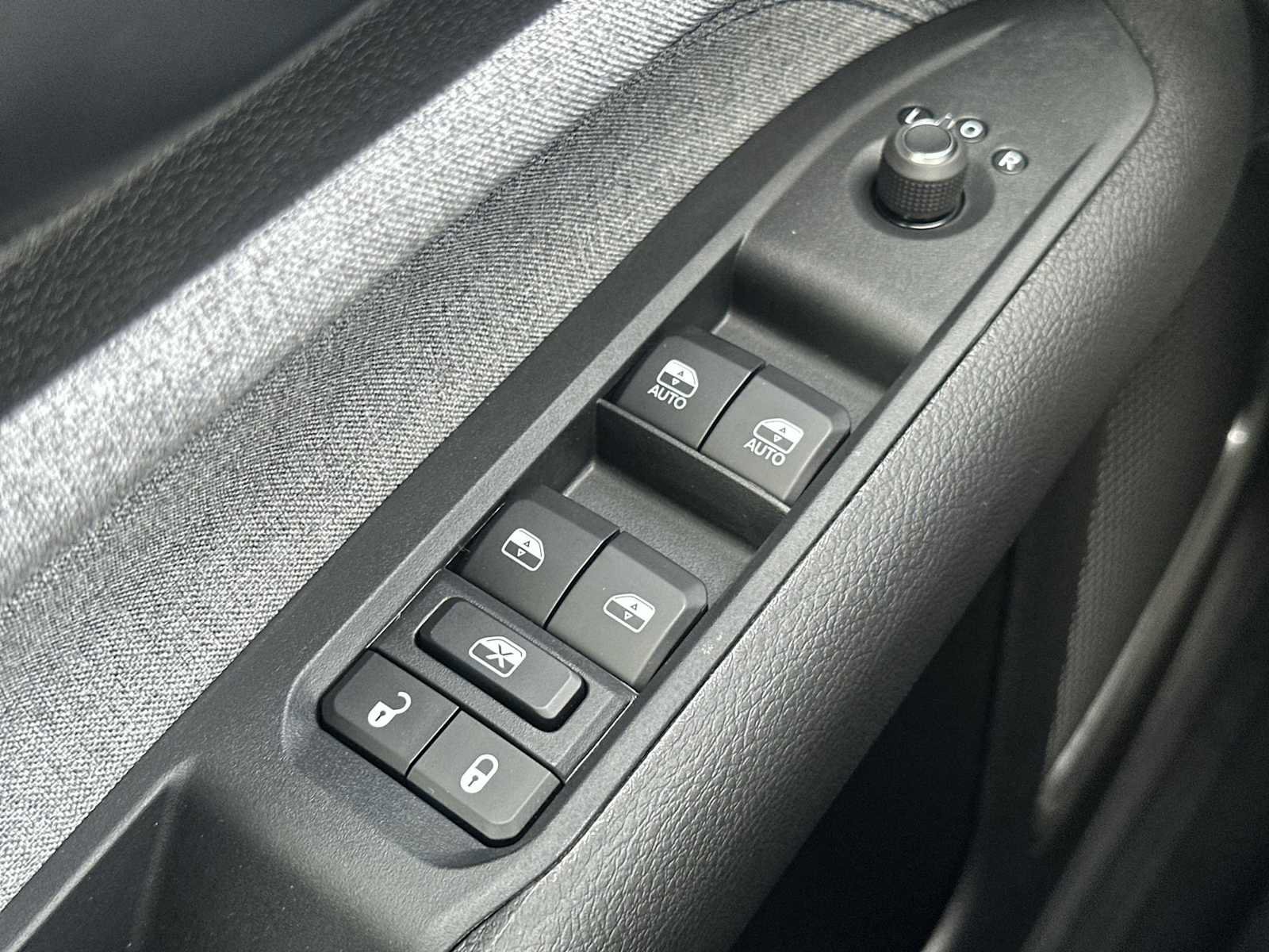 New 2026 Jeep Compass Latitude image 15