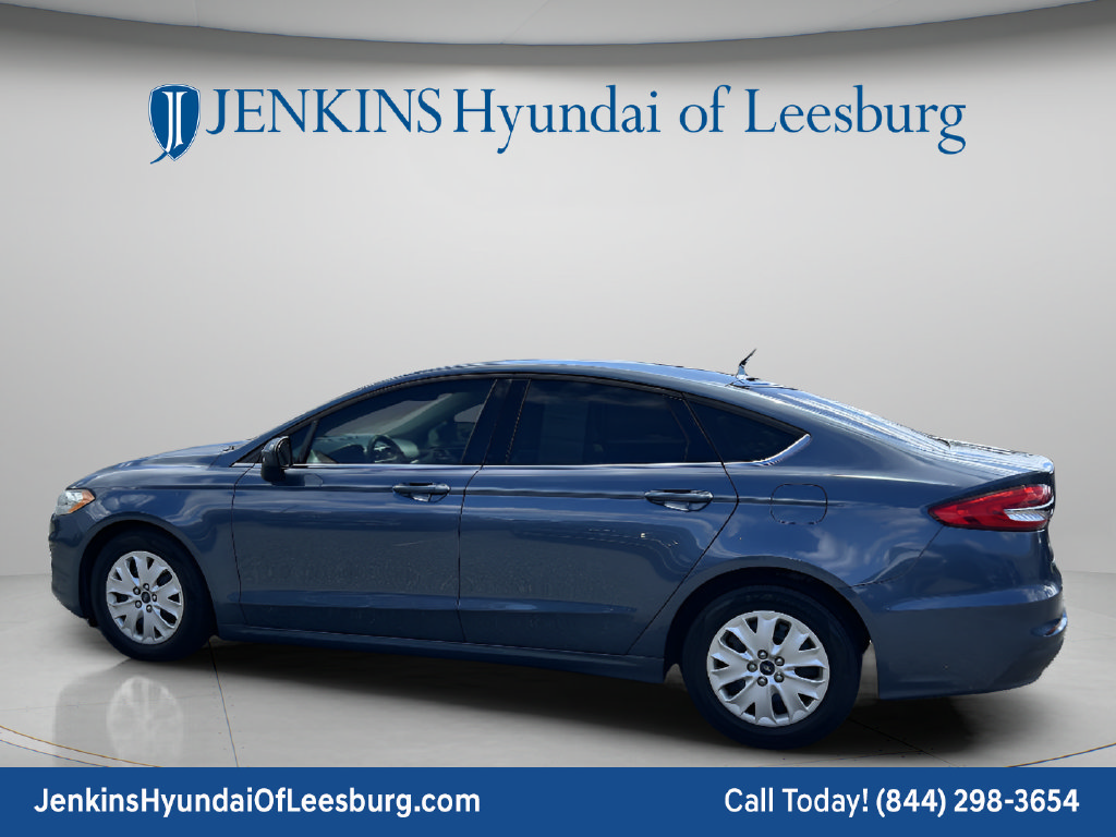 Used 2019 Ford Fusion S FWD image 8