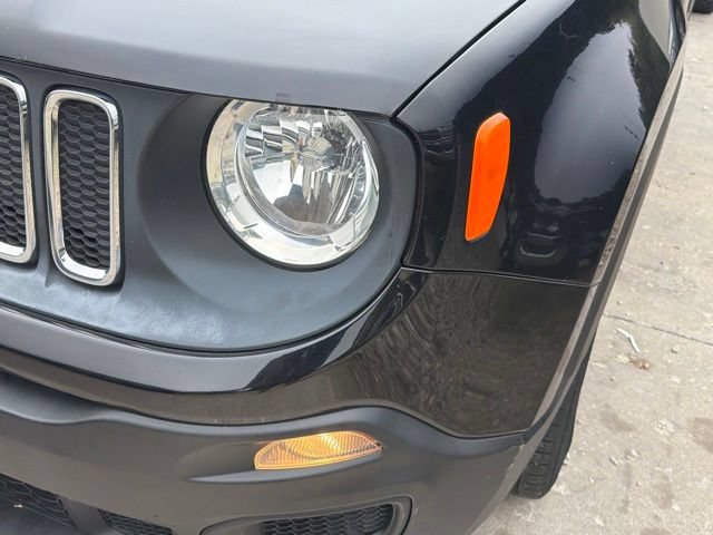 Used 2016 Jeep Renegade Sport w/ Power & Air Group FWD image 10