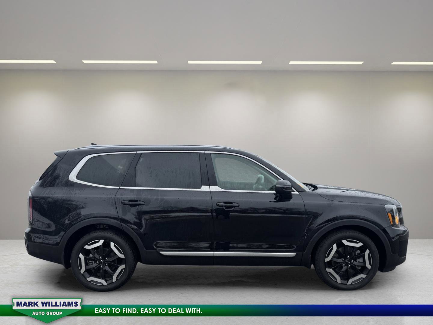 Used 2024 Kia Telluride EX FWD image 5