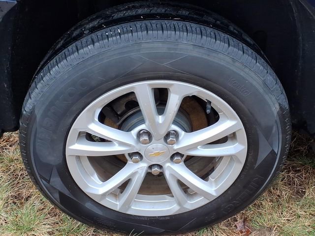 Used 2017 Chevrolet Equinox LT w/ Convenience Package AWD/4WD image 8