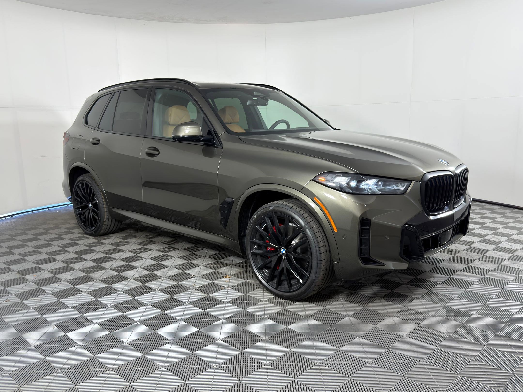 New 2026 BMW X5 xDrive40i w/ M Sport Package image 7