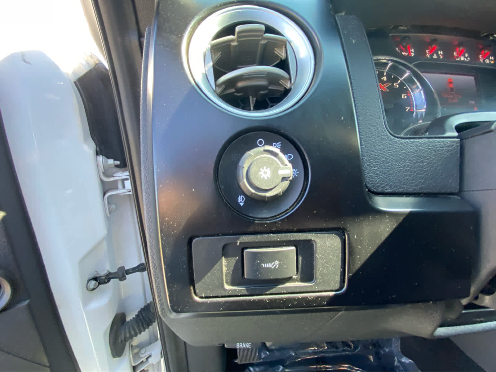 Used 2014 Ford F150 FX4 w/ FX Appearance Package AWD/4WD image 21