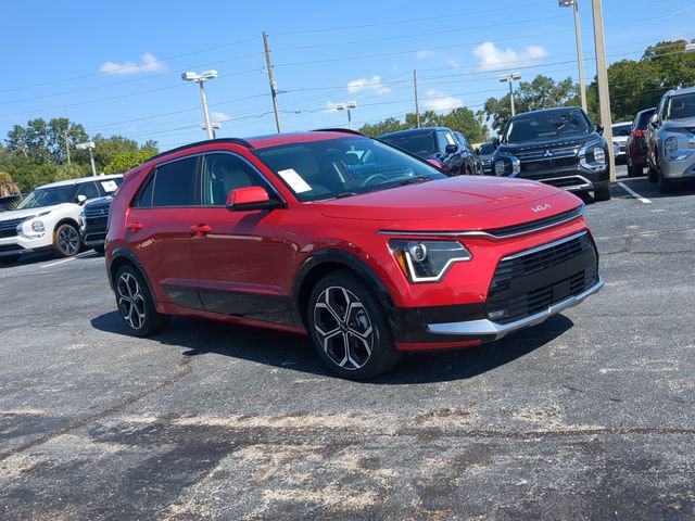 Used 2024 Kia Niro EX Touring FWD image 3