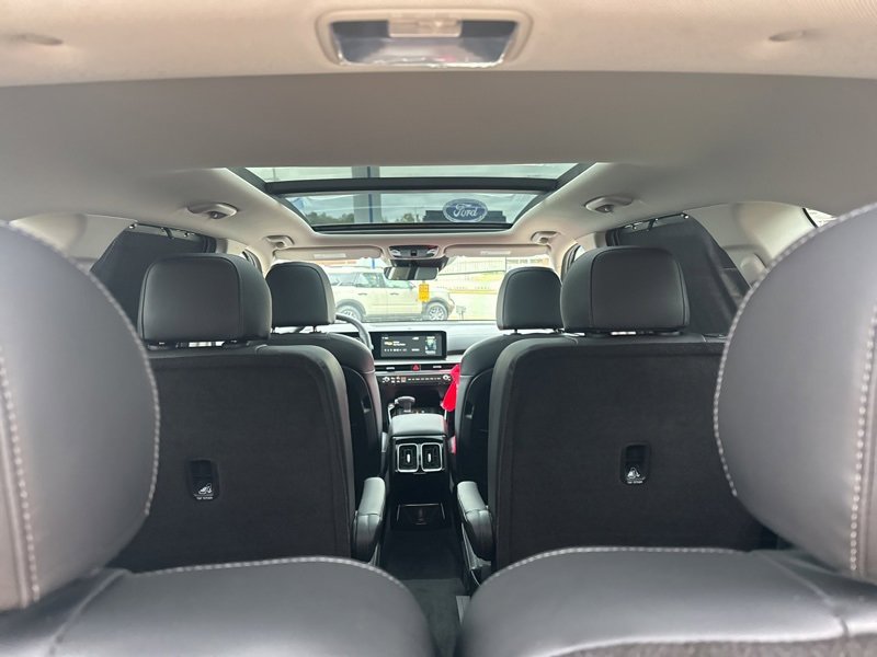 New 2026 Kia Sorento SX image 12