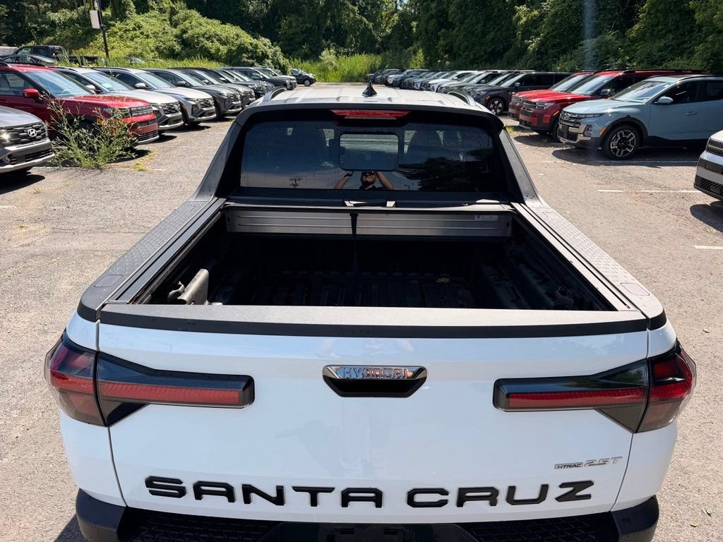 Certified 2025 Hyundai Santa Cruz Limited AWD/4WD image 47