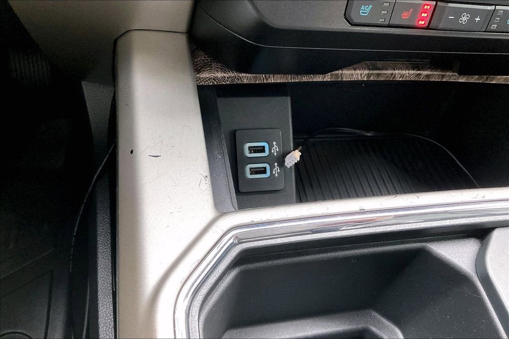 Used 2017 Ford F250 Lariat w/ Lariat Value Package image 30