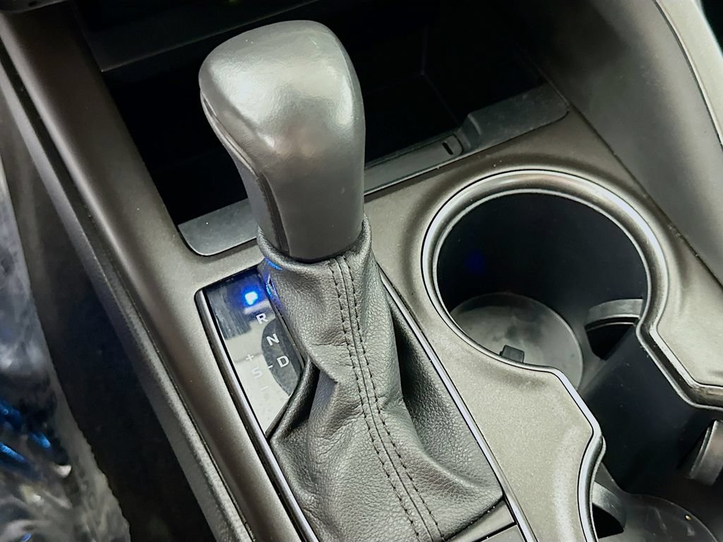 Used 2024 Toyota Camry XSE FWD image 30