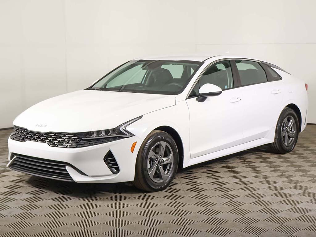 Used 2024 Kia K5 LXS image 7