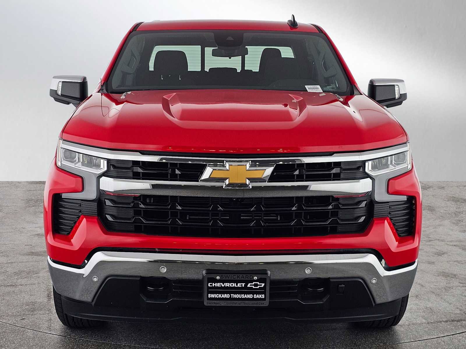 Used 2025 Chevrolet Silverado 1500 LT w/ Safety Package AWD/4WD image 8