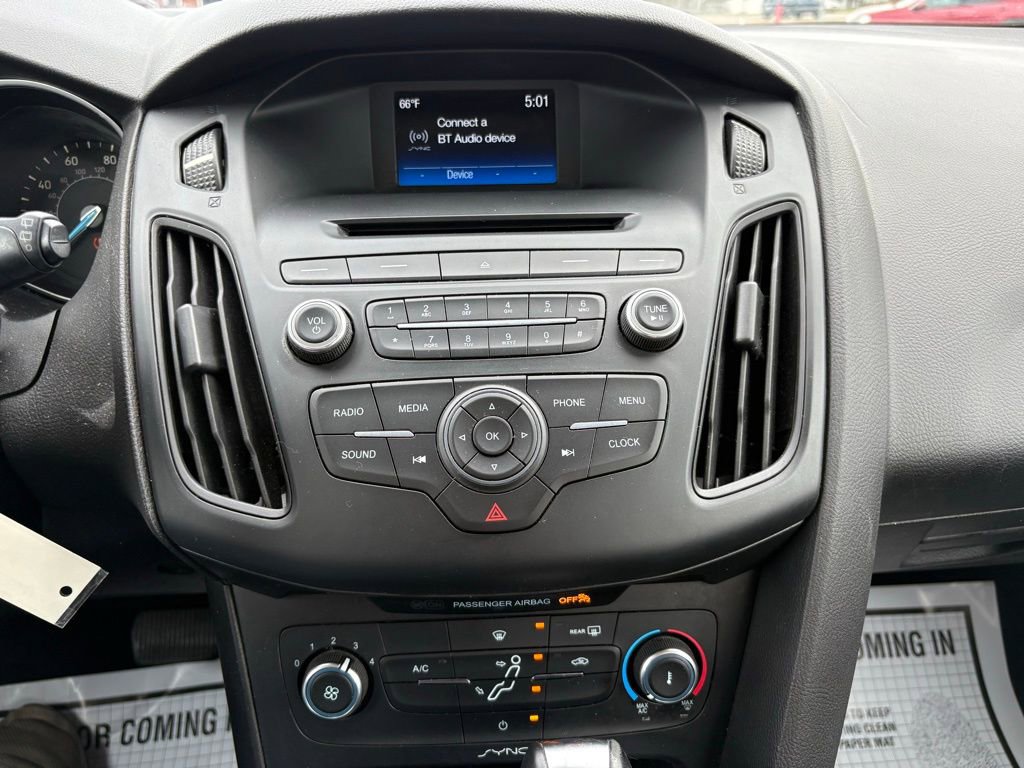 Used 2016 Ford Focus SE image 29