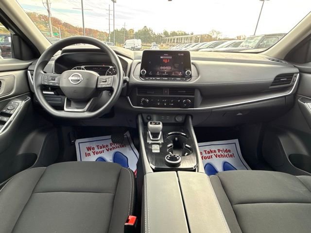 Certified 2025 Nissan Rogue S image 19