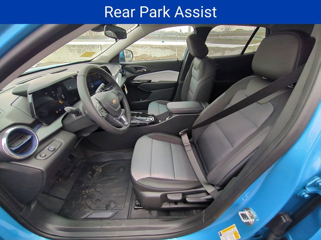 New 2026 Chevrolet Trax LT w/ Driver Confidence Package image 10