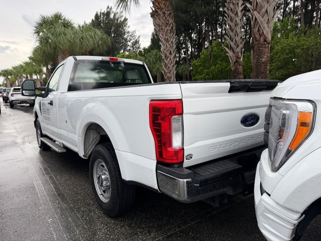 Used 2017 Ford F250 XL w/ Power Equipment Group RWD image 4