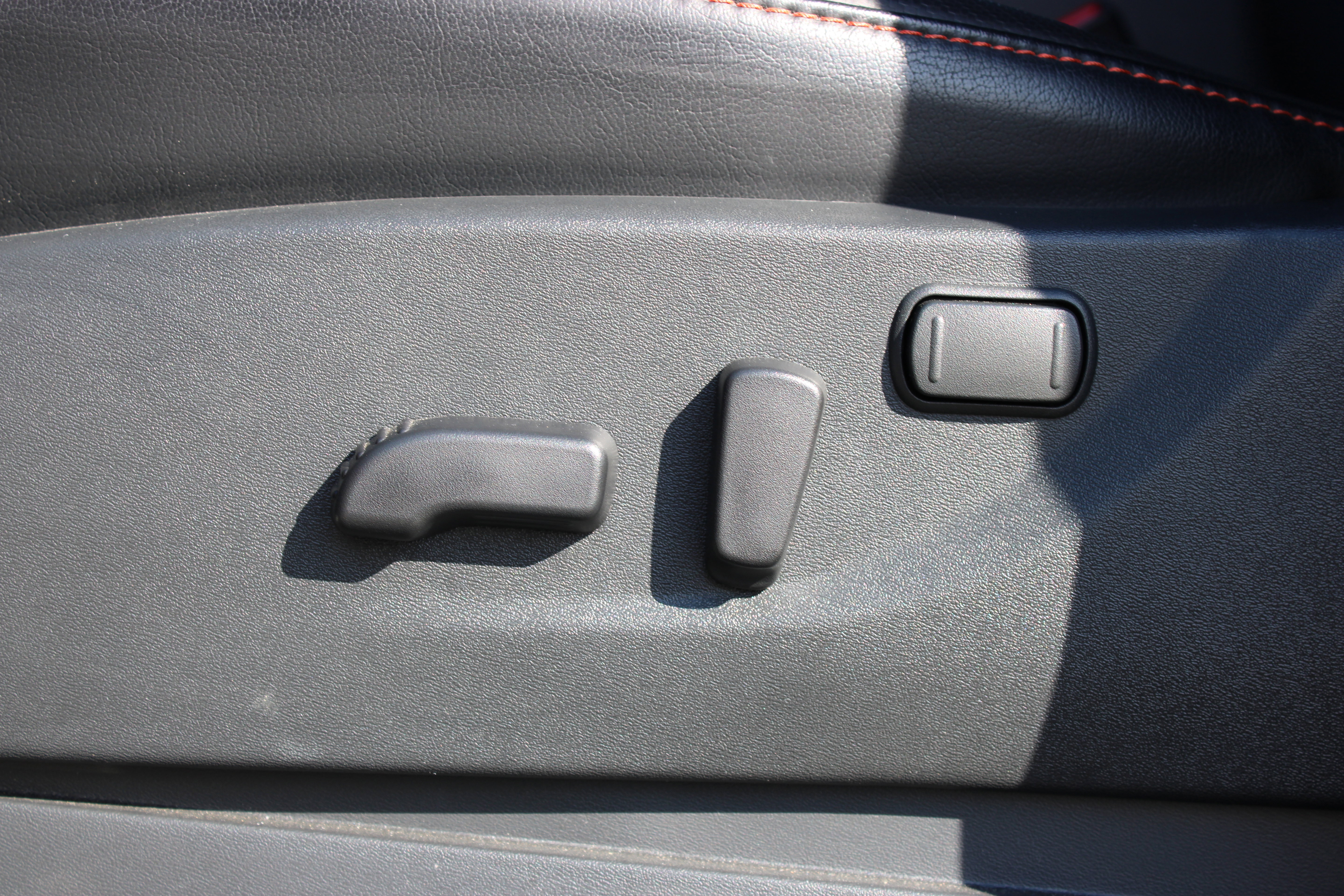 Certified 2025 Nissan Frontier PRO-4X w/ Pro Premium Package image 37