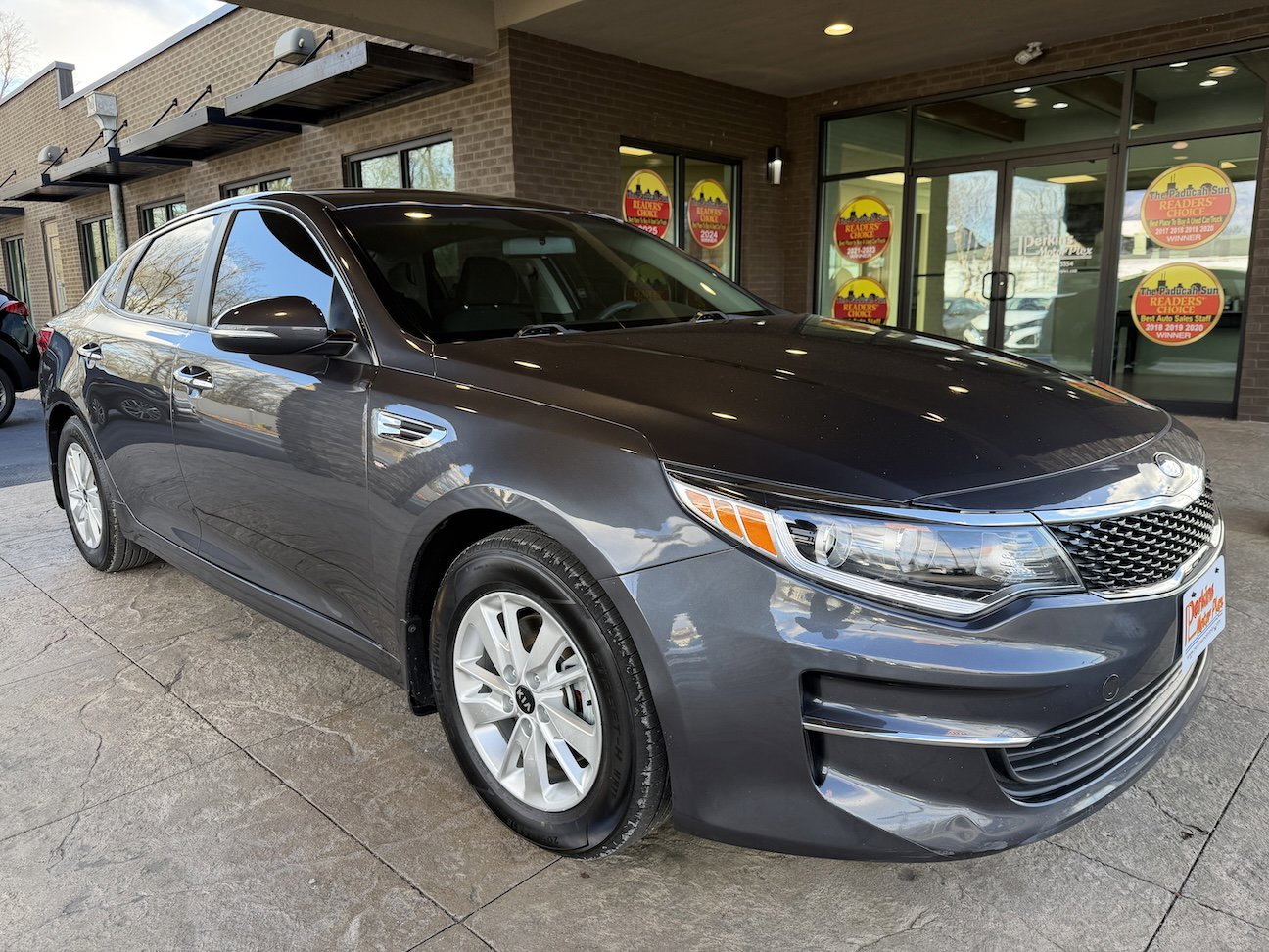 Used 2018 Kia Optima LX image 4