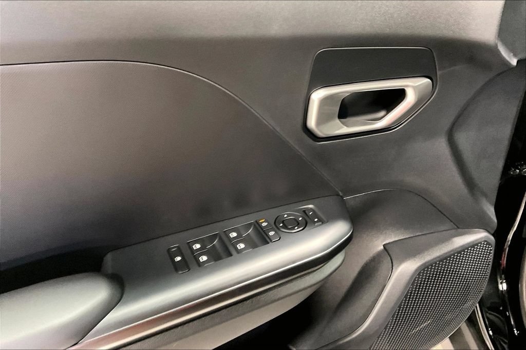 New 2026 Kia K4 FWD image 18